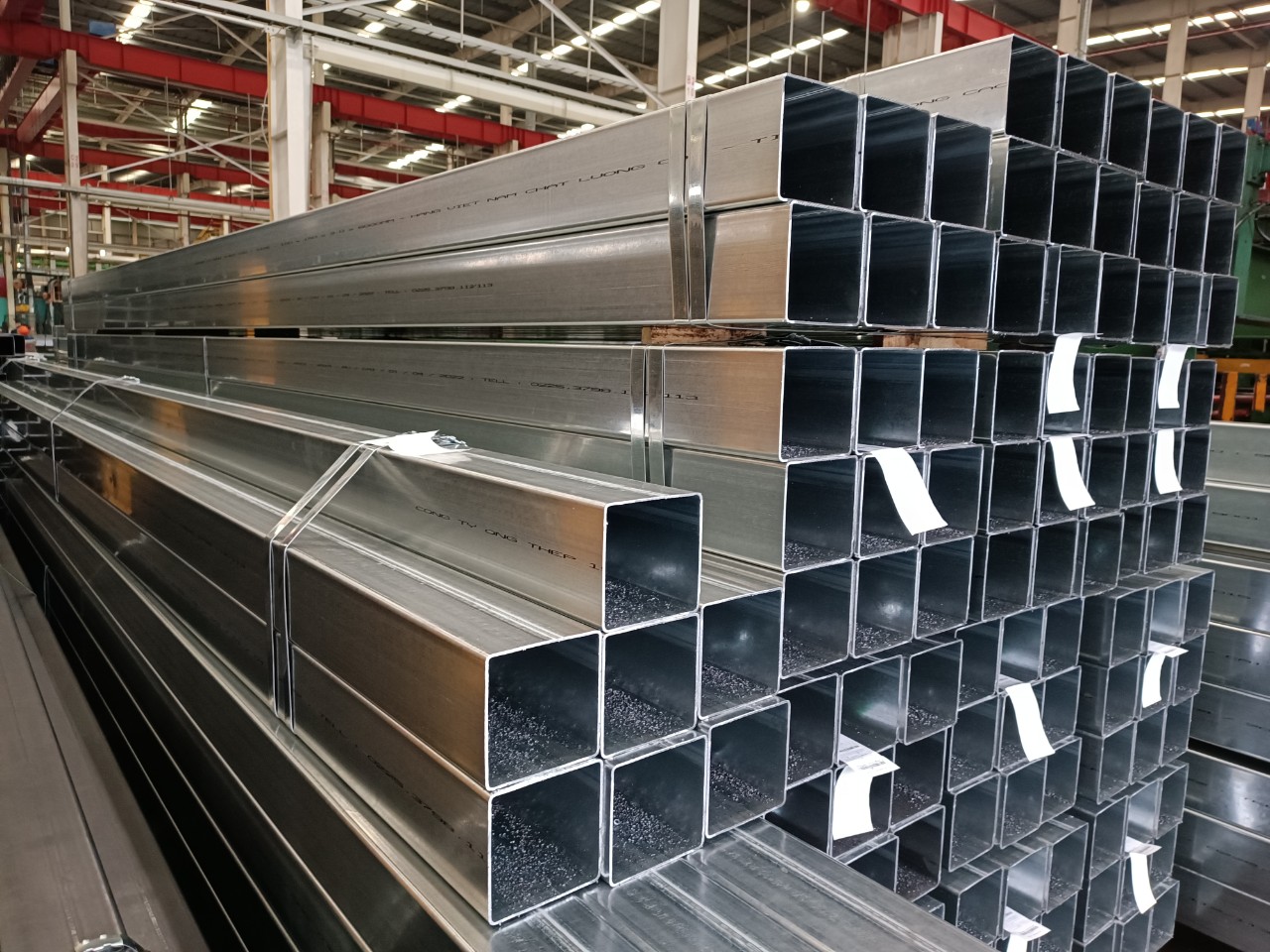 Bảng B&aacute;o Gi&aacute; Th&eacute;p Hộp Chữ Nhật Cỡ Lớn Đầy Đủ Quy C&aacute;ch Mới Nhất